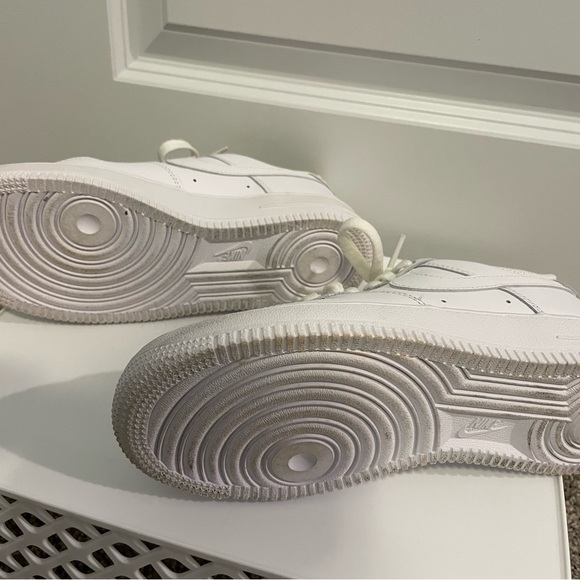 Nike Air Force 1 Low White Sneakers - Picture 4 of 4